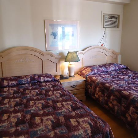 Motel Chateauguay Hull Exteriör bild